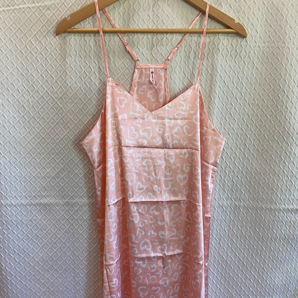Heart Patterned Chemise in Peach and Cream. Heart Pattern. Medium.